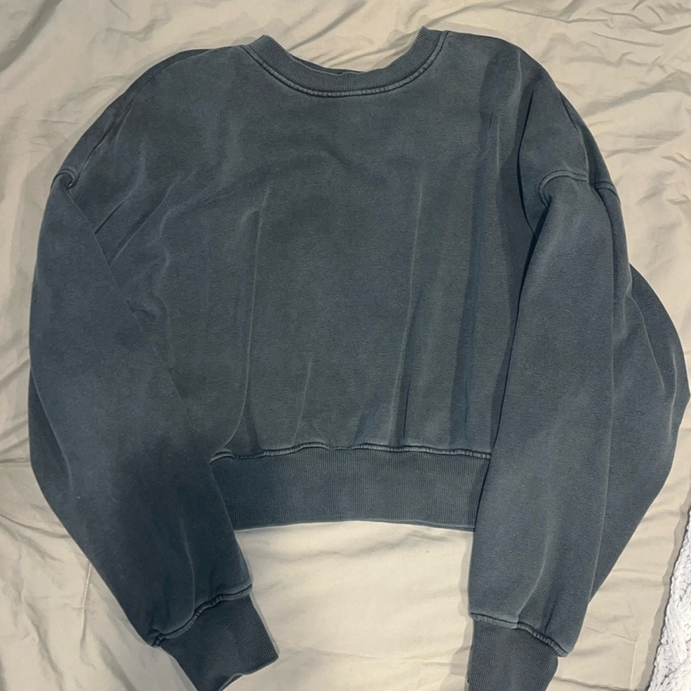 Black Crewneck